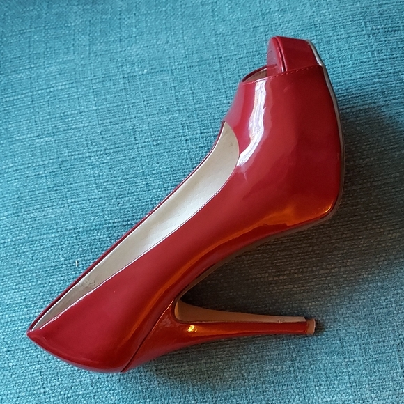 Chinese Laundry Womens Hotness Classic Pump Platform Heels Shoes Red 8M peep toe - Picture 4 of 13